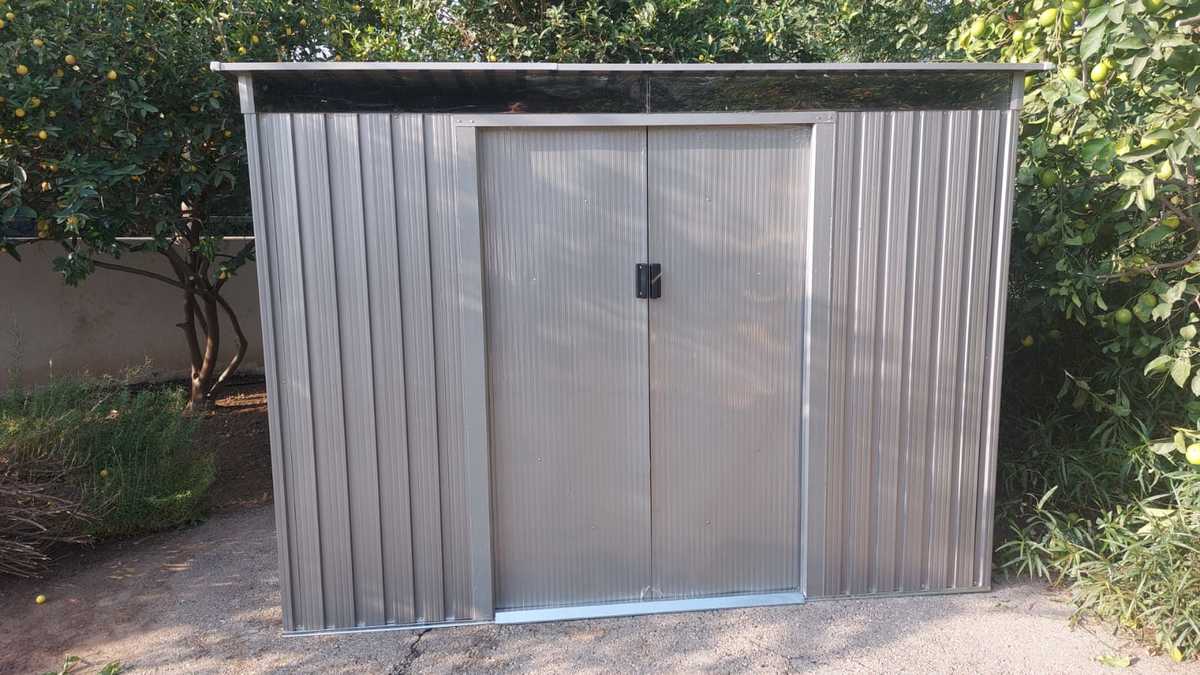 מחסן מתכת סקיילייט דגם Sky C מידה 2.61X1.81